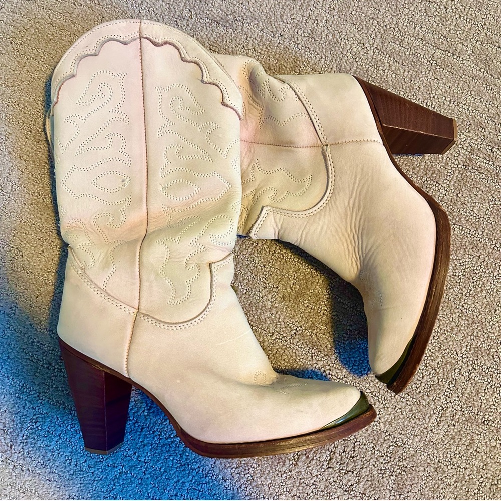 Zodiac ✨ Light Pink Western Boots
